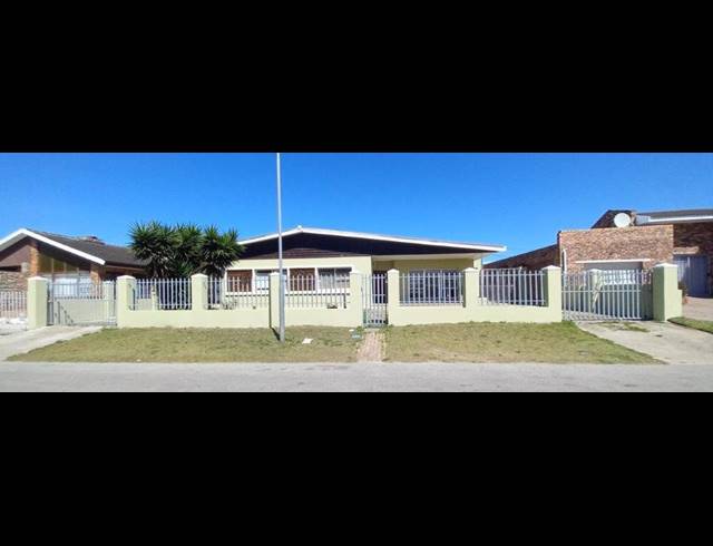 2 BEDROOM HOUSE RENTED IN MALABAR